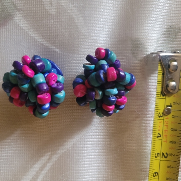 Women's Beaded Cluster Earrings - Picture 2 of 3